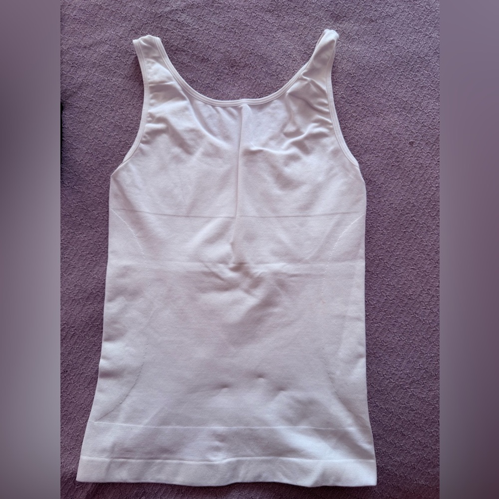 2 Shapermint Scoop Neck Shaping Tank Tops Black and White - Picture 4 of 7